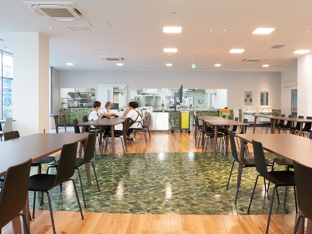 レンゴー株式会社 八潮工場 新設社屋内食堂